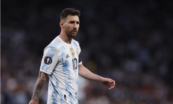 重大学子在这场AI+信息素养大赛中突围，320支队伍竞逐谁是赢家？